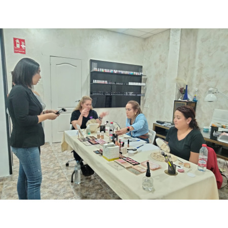 Taller Automaquillaje Grupal