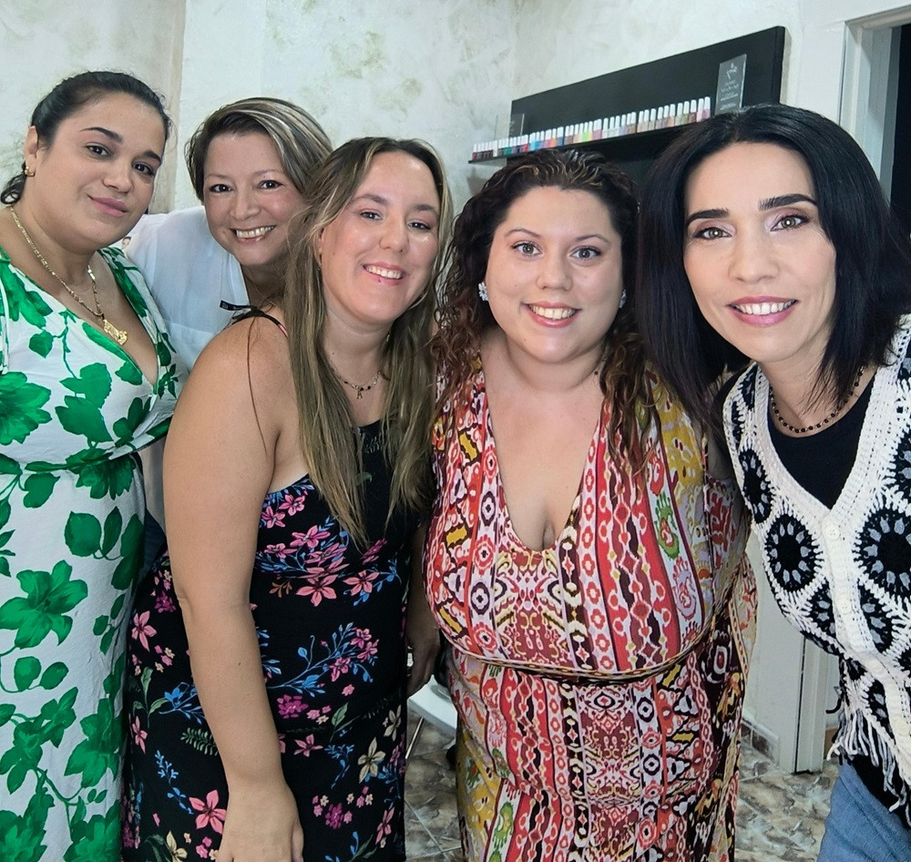 Taller Automaquillaje "Brillemos Juntas"